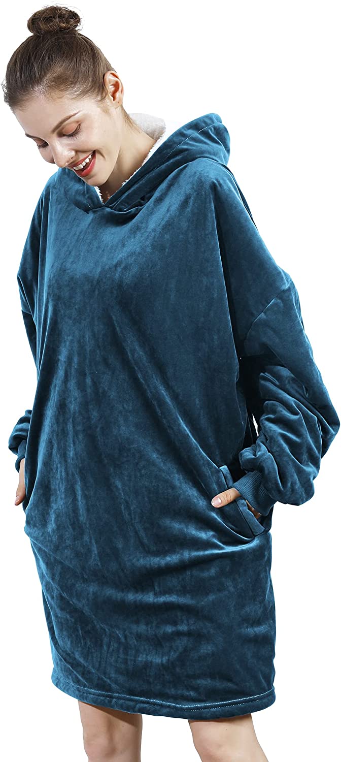 AmyHomie Blanket Sweatshirt,Oversized Sherpa Hooded Sweatshirt Blanket,Fleecehug Hoodie Wearable Blanket with Pocket for Adults & Kids & Teens
