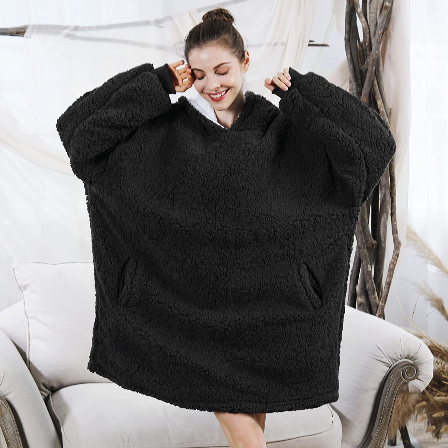 AmyHomie Blanket Sweatshirt,Oversized Sherpa Hooded Sweatshirt Blanket,Fleecehug Hoodie Wearable Blanket with Pocket for Adults & Kids & Teens