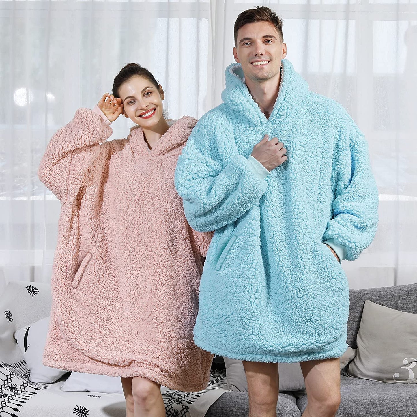AmyHomie Blanket Sweatshirt,Oversized Sherpa Hooded Sweatshirt Blanket,Fleecehug Hoodie Wearable Blanket with Pocket for Adults & Kids & Teens