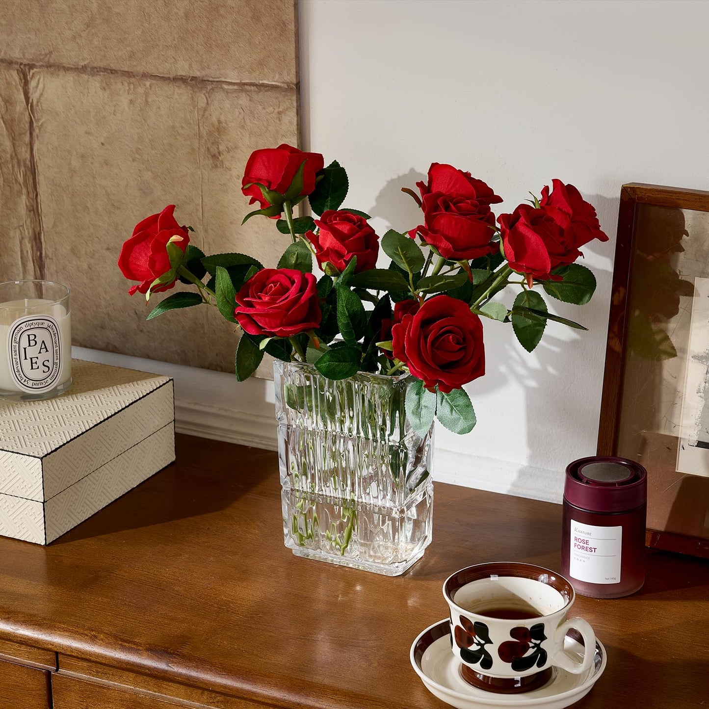 AmyHomie Red Roses Artificial Flowers, Realistic Fake Velvet Rose Bulk with Bendable Stems for DIY Wedding Bouquets, Centerpieces, Home, Party, Valentine’s & Mother’s Day Decor